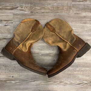 Ariat Rambler boots